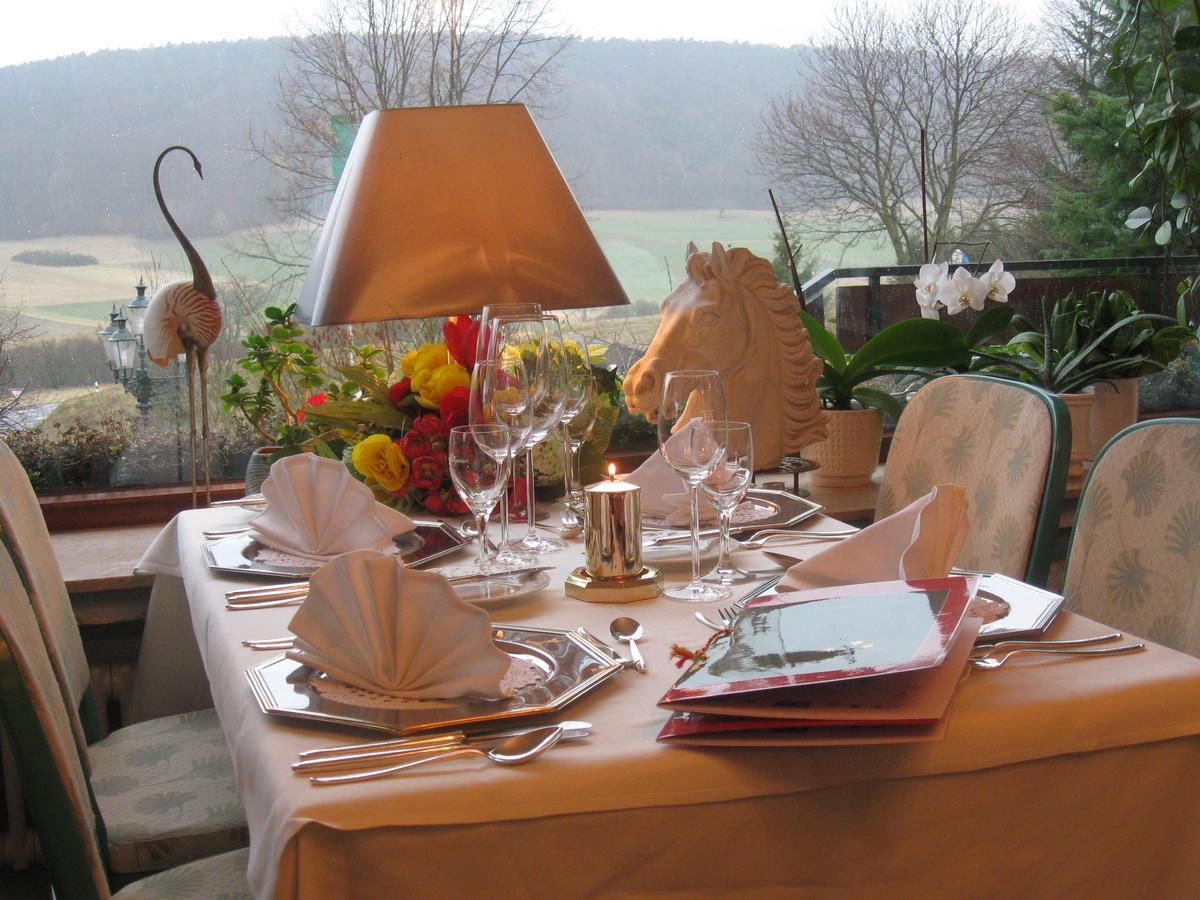 Hotel-Restaurant Lindenhof Kreuzwertheim Extérieur photo