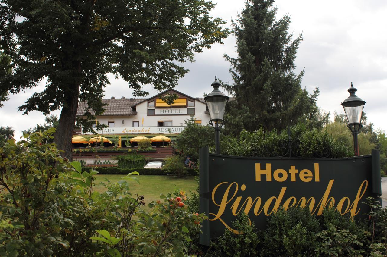 Hotel-Restaurant Lindenhof Kreuzwertheim Extérieur photo